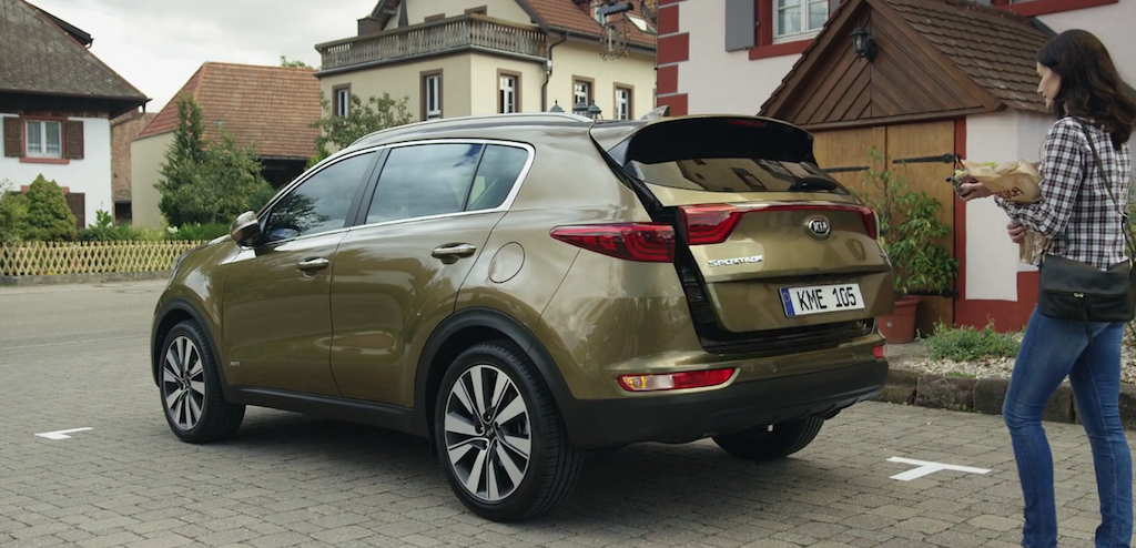 kia sportage как открыть багажник